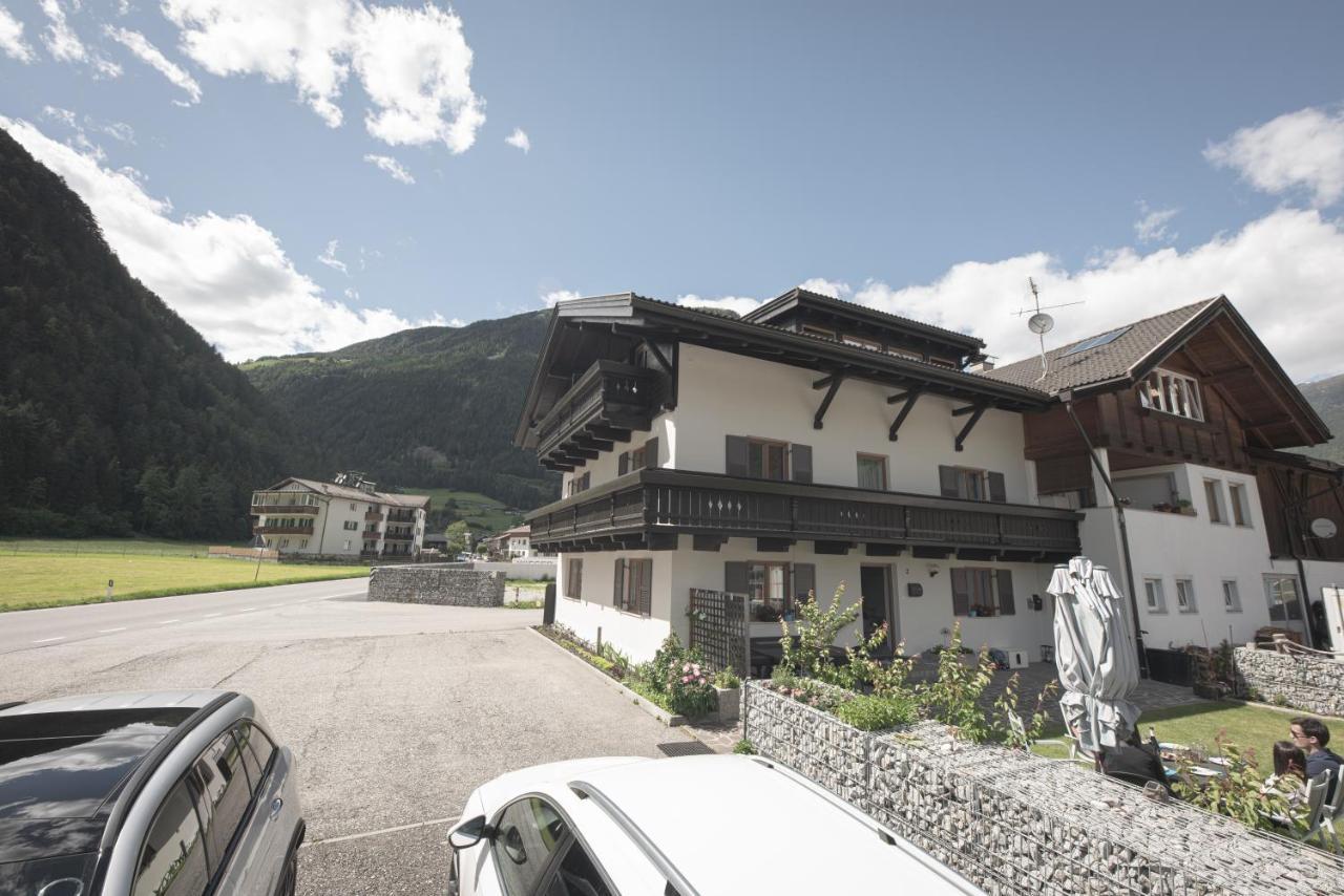 Village Charme Molini di Tures Exterior foto